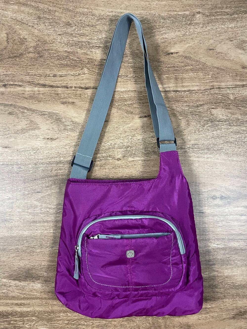 SwissGear Purple Crossbody Bag Travel Nylon Messenger Purse Padded Tablet